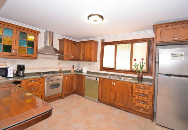 房屋 在 Muro - Cas Barber 226 fantástica villa con piscina privada, terraza, barbacoa y WiFi 房屋 在 Muro - Cas Barber 226 fantástica villa con piscina privada, terraza, barbacoa y WiFi