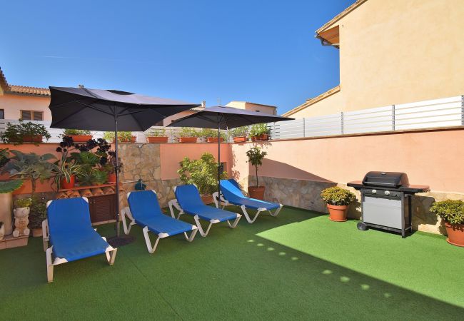 房屋 在 Muro - Cas Barber 226 fantástica villa con piscina privada, terraza, barbacoa y WiFi 房屋 在 Muro - Cas Barber 226 fantástica villa con piscina privada, terraza, barbacoa y WiFi