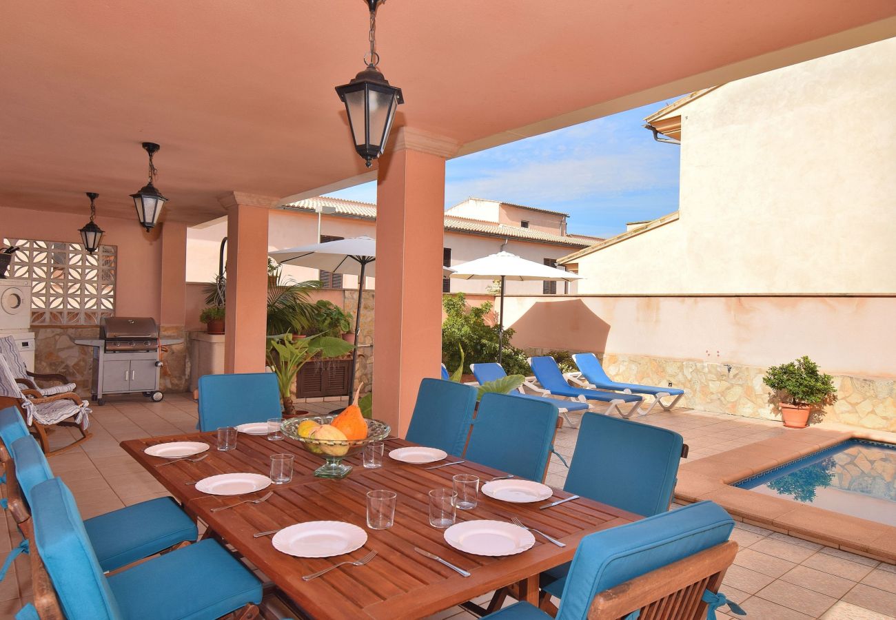 房屋 在 Muro - Cas Barber 226 fantástica villa con piscina privada, terraza, barbacoa y WiFi 房屋 在 Muro - Cas Barber 226 fantástica villa con piscina privada, terraza, barbacoa y WiFi