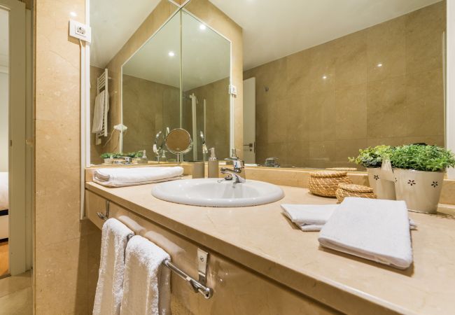 公寓 在 Madrid -  BIG Apartment Downtown Madrid Malasaña M (MAL27) 公寓 在 Madrid -  BIG Apartment Downtown Madrid Malasaña M (MAL27)