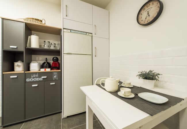 公寓 在 Madrid -  BIG Apartment Downtown Madrid Malasaña M (MAL27) 公寓 在 Madrid -  BIG Apartment Downtown Madrid Malasaña M (MAL27)