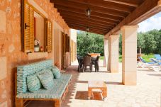 庄园 在 Campos - Sa Vinya 405 fantástica finca rústica con piscina privada, terraza, jardín y aire acondicionado