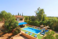 庄园 在 Campos - Sa Pedrera 406 fantástica villa con piscina privada, terraza, aire acondicionado y WiFi