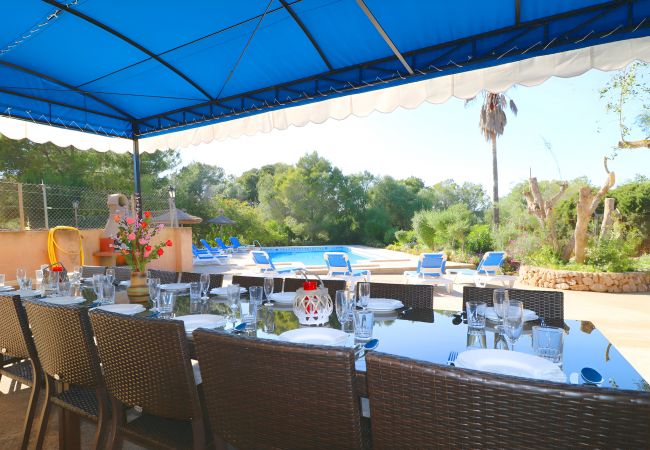 庄园 在 Campos - Can Palea 407 finca con piscina privada con jardín, terraza, barbacoa y WiFi 庄园 在 Campos - Can Palea 407 finca con piscina privada con jardín, terraza, barbacoa y WiFi