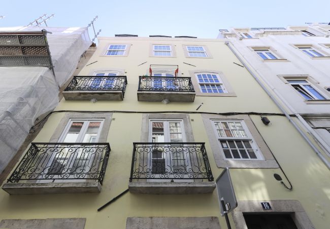 工作室 在 Lisboa - SANTA CATARINA STYLISH 工作室 在 Lisboa - SANTA CATARINA STYLISH