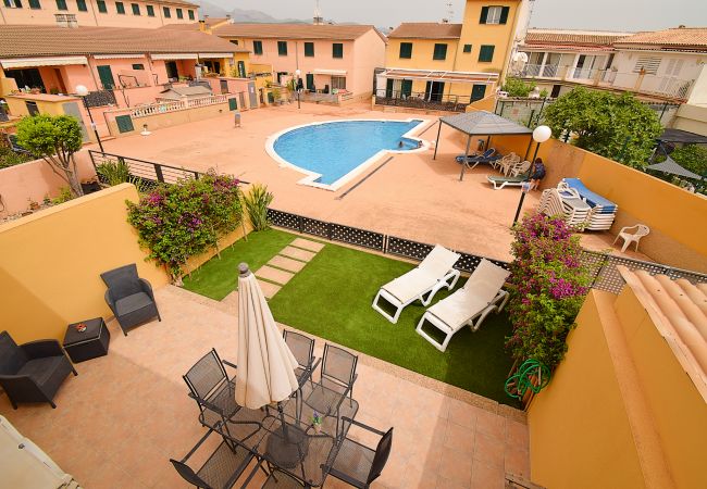  在 Sa Pobla - Robes Sa Pobla 170 fantástica casa con piscina, aire acondicionado, terraza y WiFi