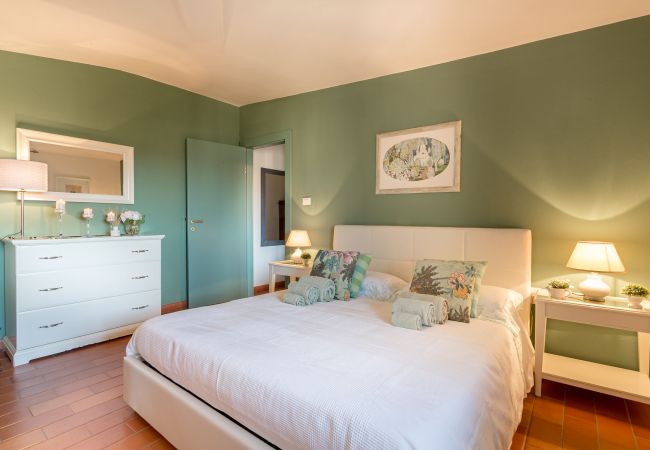 公寓 在 Lucca - 2 Bedrooms Spacious Apartment with Elevator in Lucca 公寓 在 Lucca - 2 Bedrooms Spacious Apartment with Elevator in Lucca