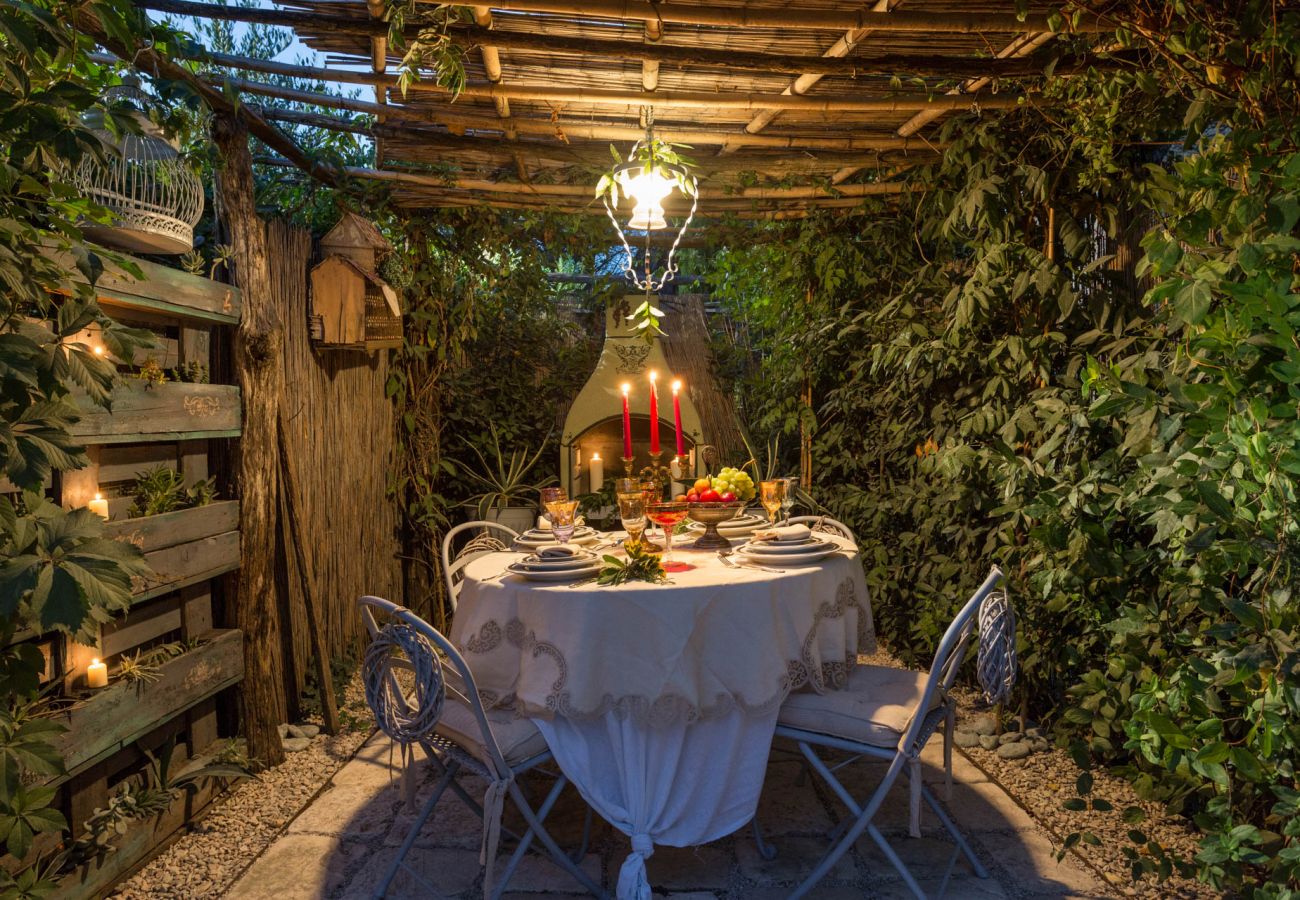 别墅 在 Capannori - LA DIMORA DEI CONTI: Indulge in a Country Farmhouse Apartment with Jacuzzi Facing the Town! 别墅 在 Capannori - LA DIMORA DEI CONTI: Indulge in a Country Farmhouse Apartment with Jacuzzi Facing the Town!