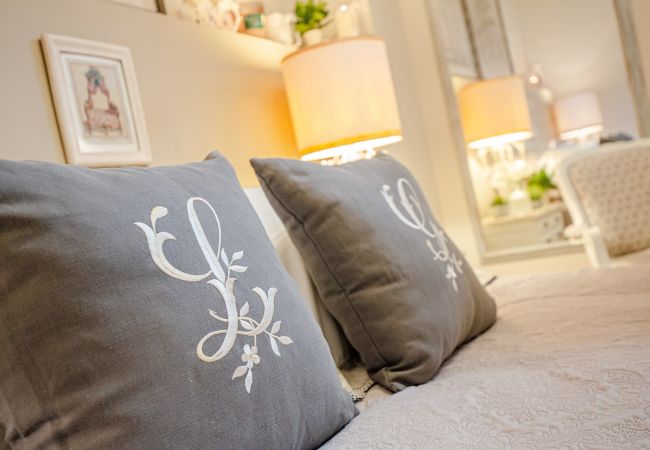 公寓 在 Lucca - CASA UCCELLINI Apartment with a Romantic Terrace 公寓 在 Lucca - CASA UCCELLINI Apartment with a Romantic Terrace