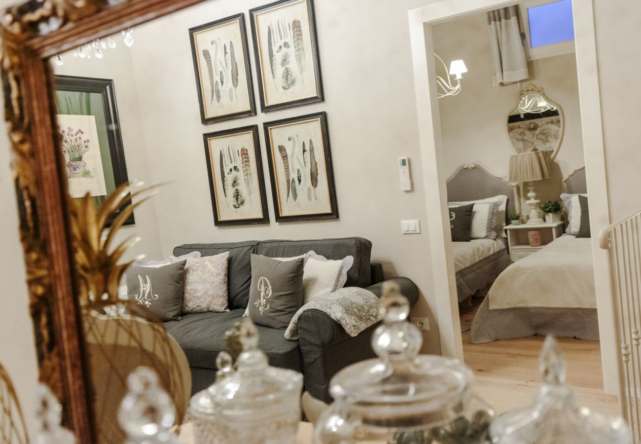 公寓 在 Lucca - CASA UCCELLINI Apartment with a Romantic Terrace 公寓 在 Lucca - CASA UCCELLINI Apartment with a Romantic Terrace