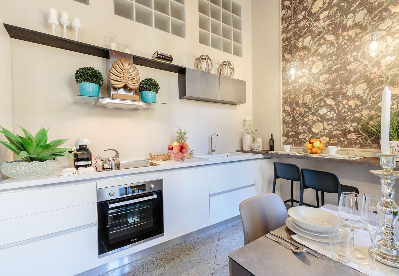 公寓 在 Lucca - ARIAS APARTMENT in the iconic Piazza San Michele 公寓 在 Lucca - ARIAS APARTMENT in the iconic Piazza San Michele