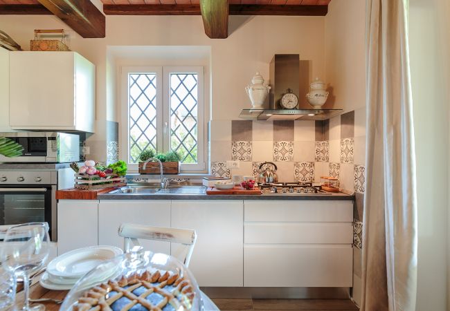 别墅 在 Capannori - VILLA PEMOLA a Luxury Farmhouse with Garden and bikes in Lucca Town 别墅 在 Capannori - VILLA PEMOLA a Luxury Farmhouse with Garden and bikes in Lucca Town