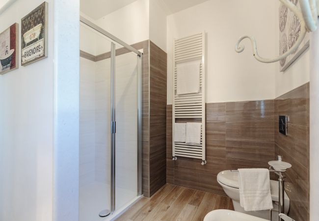 别墅 在 Capannori - VILLA PEMOLA a Luxury Farmhouse with Garden and bikes in Lucca Town 别墅 在 Capannori - VILLA PEMOLA a Luxury Farmhouse with Garden and bikes in Lucca Town