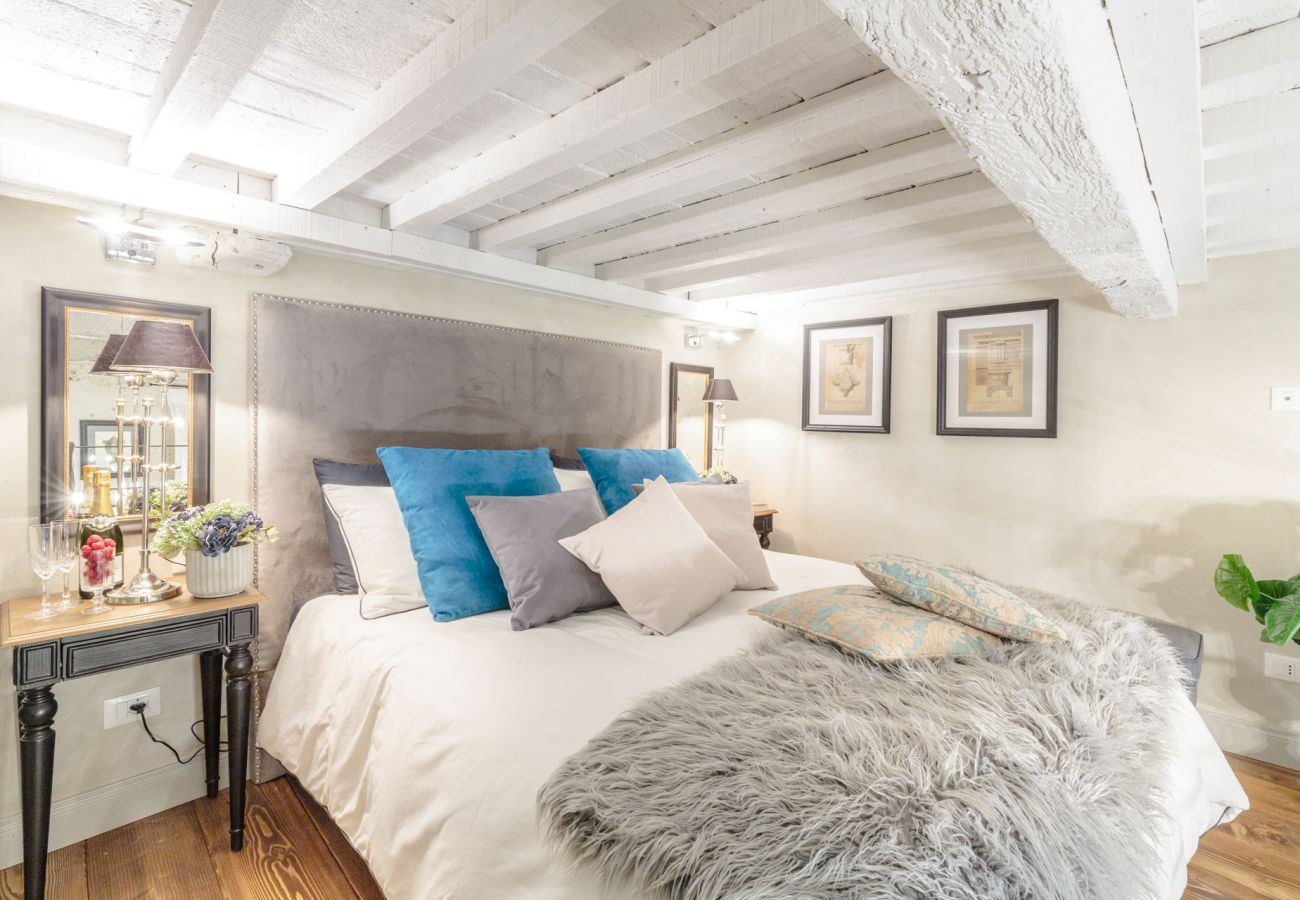 公寓 在 Lucca - PAOLO GUINIGI Smart Apartment Suite inside Lucca 公寓 在 Lucca - PAOLO GUINIGI Smart Apartment Suite inside Lucca