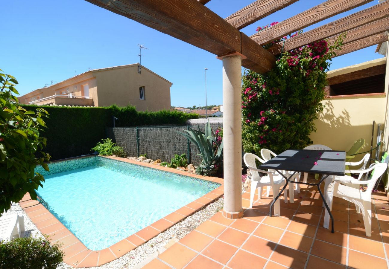 别墅 在 L'Escala - CASA FLUVIÀ