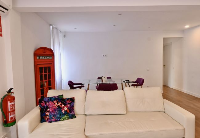 公寓 在 Madrid - MADRID RIO - PALACIO REAL- HOSPITAL 12 OCTUBRE -3 ROOMS - 2 BATHROOMS.Temporal  公寓 在 Madrid - MADRID RIO - PALACIO REAL- HOSPITAL 12 OCTUBRE -3 ROOMS - 2 BATHROOMS.Temporal