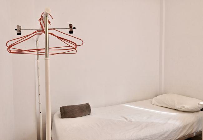 公寓 在 Madrid - MADRID RIO - PALACIO REAL- HOSPITAL 12 OCTUBRE -3 ROOMS - 2 BATHROOMS.Temporal  公寓 在 Madrid - MADRID RIO - PALACIO REAL- HOSPITAL 12 OCTUBRE -3 ROOMS - 2 BATHROOMS.Temporal