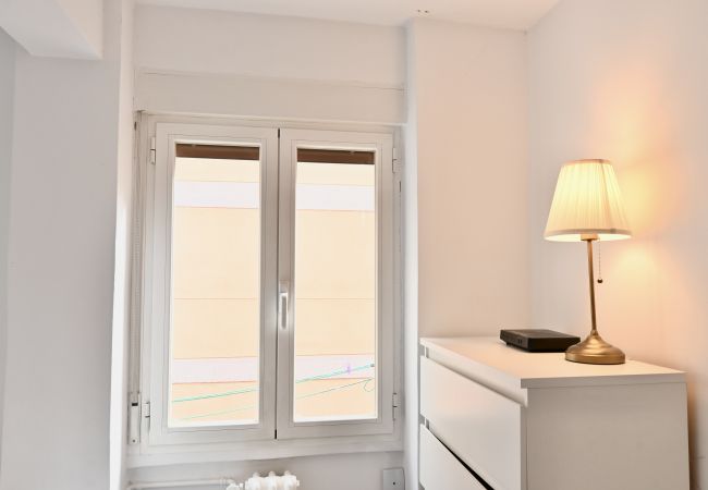 公寓 在 Madrid - MADRID RIO - PALACIO REAL- HOSPITAL 12 OCTUBRE -3 ROOMS - 2 BATHROOMS.Temporal  公寓 在 Madrid - MADRID RIO - PALACIO REAL- HOSPITAL 12 OCTUBRE -3 ROOMS - 2 BATHROOMS.Temporal