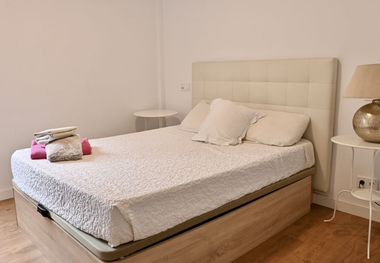 公寓 在 Madrid - MADRID RIO - PALACIO REAL- HOSPITAL 12 OCTUBRE -3 ROOMS - 2 BATHROOMS.Temporal  公寓 在 Madrid - MADRID RIO - PALACIO REAL- HOSPITAL 12 OCTUBRE -3 ROOMS - 2 BATHROOMS.Temporal