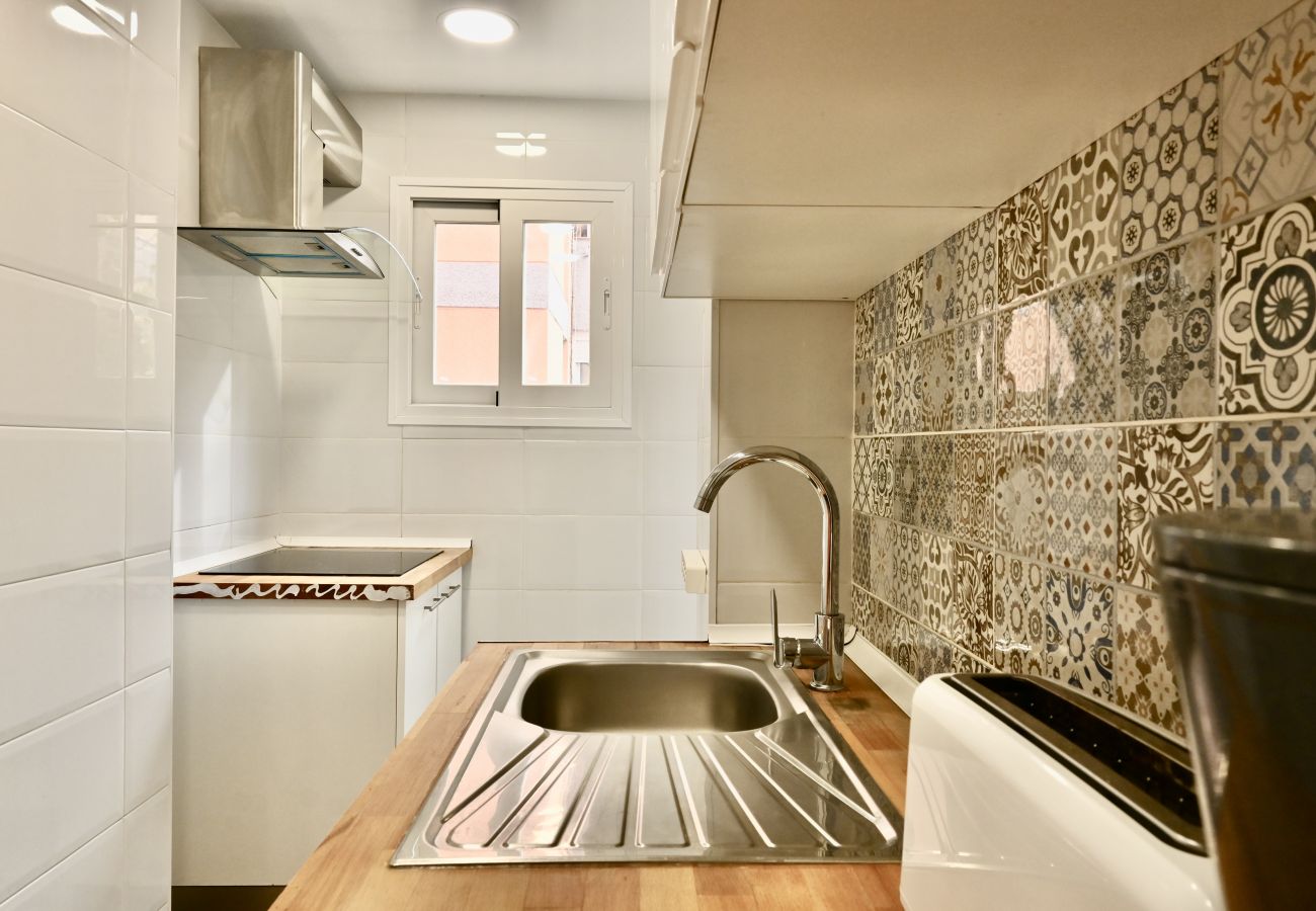 公寓 在 Madrid - MADRID RIO - PALACIO REAL- HOSPITAL 12 OCTUBRE -3 ROOMS - 2 BATHROOMS.Temporal  公寓 在 Madrid - MADRID RIO - PALACIO REAL- HOSPITAL 12 OCTUBRE -3 ROOMS - 2 BATHROOMS.Temporal