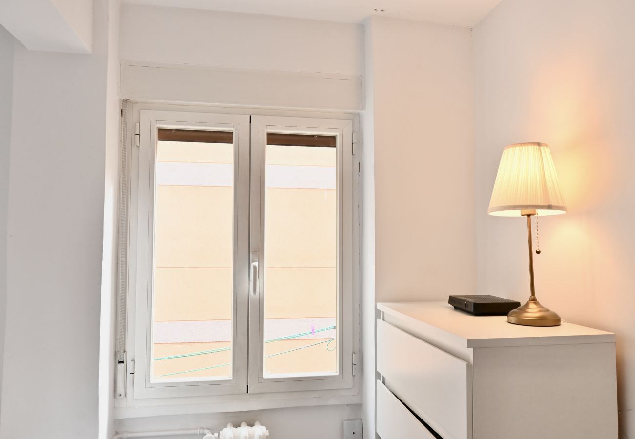 公寓 在 Madrid - MADRID RIO - PALACIO REAL- HOSPITAL 12 OCTUBRE -3 ROOMS - 2 BATHROOMS.Temporal  公寓 在 Madrid - MADRID RIO - PALACIO REAL- HOSPITAL 12 OCTUBRE -3 ROOMS - 2 BATHROOMS.Temporal