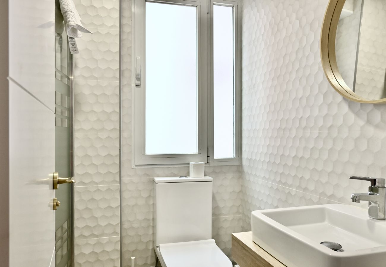 公寓 在 Madrid - MADRID RIO - PALACIO REAL- HOSPITAL 12 OCTUBRE -3 ROOMS - 2 BATHROOMS.Temporal  公寓 在 Madrid - MADRID RIO - PALACIO REAL- HOSPITAL 12 OCTUBRE -3 ROOMS - 2 BATHROOMS.Temporal