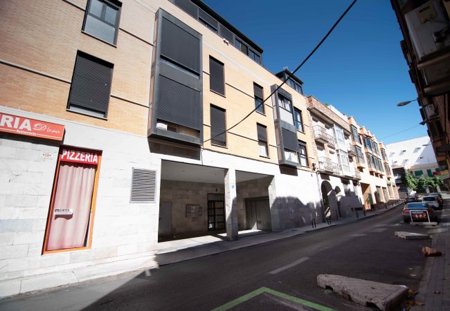 公寓 在 Madrid - M (JMC 5) BERNABEU R. MADRID STADIUM APARTMENT 1 ROOM 2 PAX PARKING  - MADRID BUSINESS CENTER 公寓 在 Madrid - M (JMC 5) BERNABEU R. MADRID STADIUM APARTMENT 1 ROOM 2 PAX PARKING  - MADRID BUSINESS CENTER