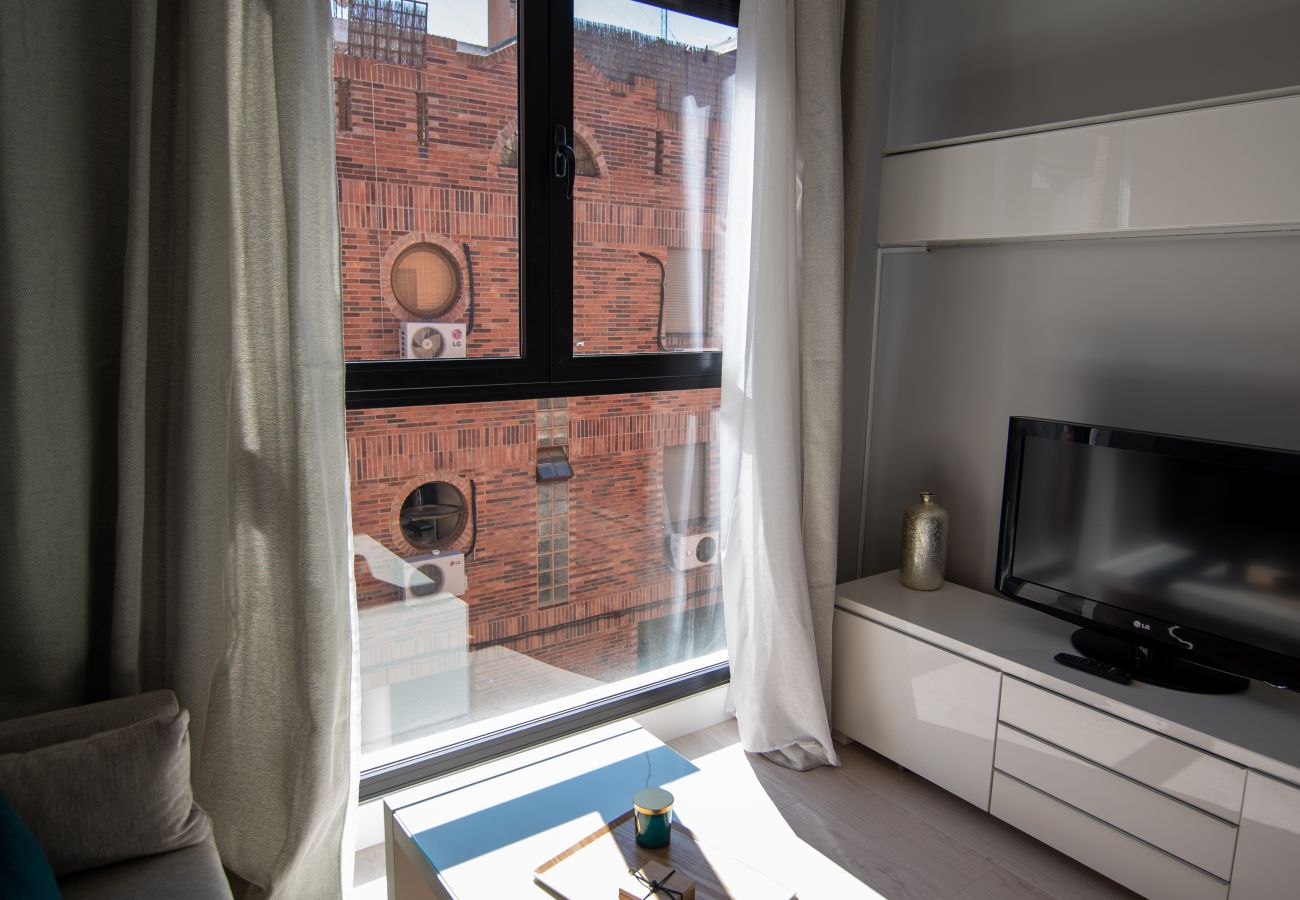 公寓 在 Madrid - M (JMC 5) BERNABEU R. MADRID STADIUM APARTMENT 1 ROOM 2 PAX PARKING  - MADRID BUSINESS CENTER 公寓 在 Madrid - M (JMC 5) BERNABEU R. MADRID STADIUM APARTMENT 1 ROOM 2 PAX PARKING  - MADRID BUSINESS CENTER