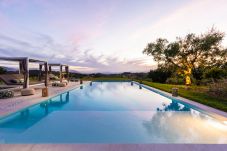 别墅 在 Montecarlo - 10 Bedrooms Villa in Lucca, SPA, Panoramic Pool