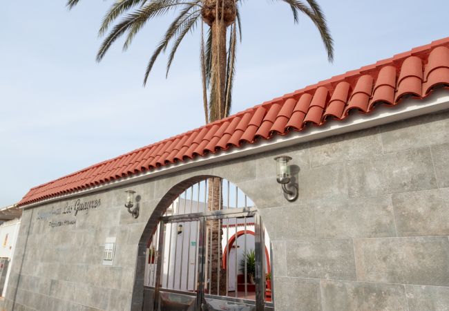 平房 在 Maspalomas - New 3BR with Great Terrace By CanariasGetaway  平房 在 Maspalomas - New 3BR with Great Terrace By CanariasGetaway