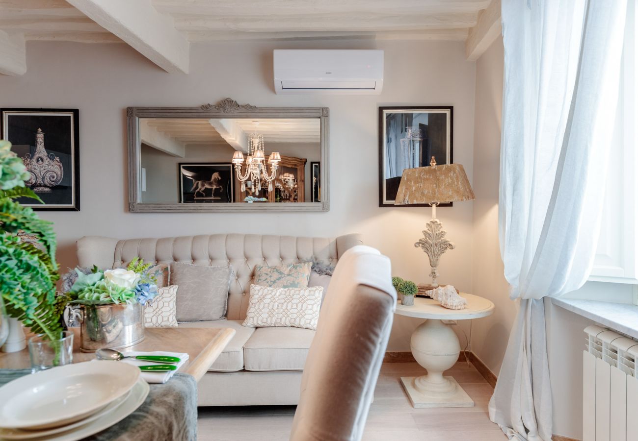 公寓 在 Lucca - Luxury 1 Bedroom Apartment inside the Walls of Lucca 公寓 在 Lucca - Luxury 1 Bedroom Apartment inside the Walls of Lucca
