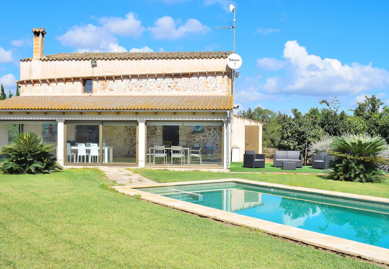 庄园 在 Muro - Son Morey Tarongers 108 fantástica finca con piscina privada, jardín, terraza y aire acondicionado 庄园 在 Muro - Son Morey Tarongers 108 fantástica finca con piscina privada, jardín, terraza y aire acondicionado