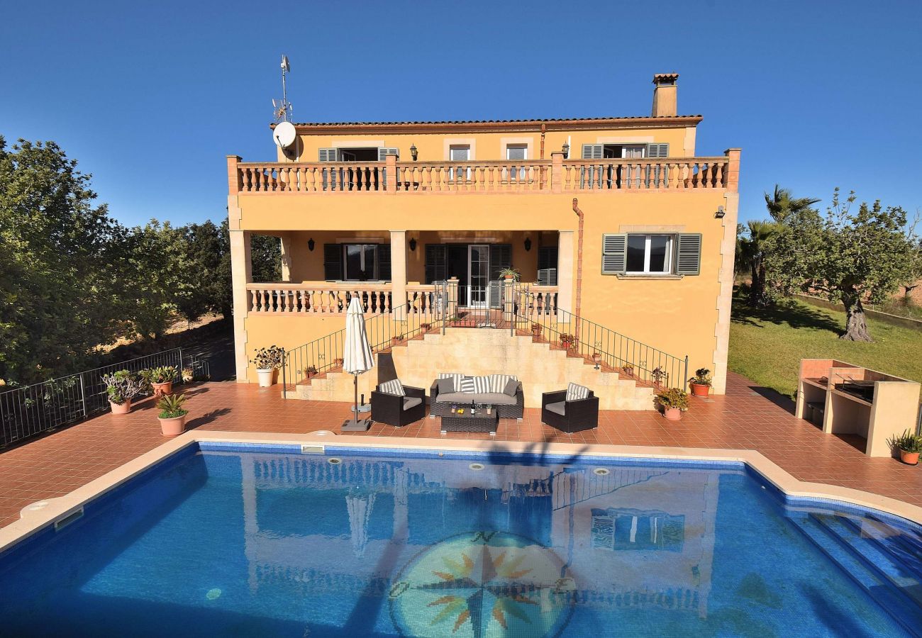 庄园 在 Cas Concos - Can Claret Gran 176 maravillosa villa con piscina privada, gran terraza, aire acondicionado y WiFi 庄园 在 Cas Concos - Can Claret Gran 176 maravillosa villa con piscina privada, gran terraza, aire acondicionado y WiFi