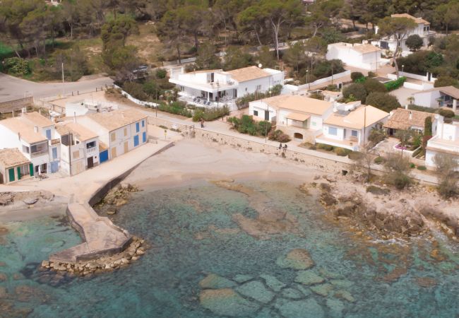  在 Capdepera - Na Pilena 073 fantástica villa con acceso a la playa, terraza, barbacoa y WiFi