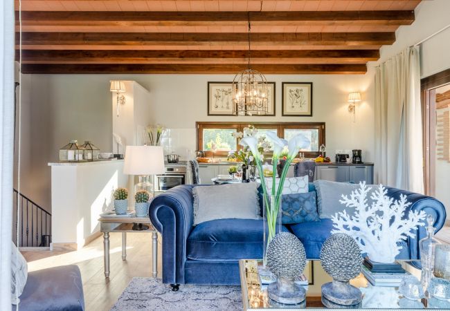 别墅 在 Viareggio - The Luxury Beach Villa with shared Swimming Pool, between Viareggio and Torre del Lago Puccini 别墅 在 Viareggio - The Luxury Beach Villa with shared Swimming Pool, between Viareggio and Torre del Lago Puccini