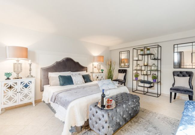 别墅 在 Viareggio - The Luxury Beach Villa with shared Swimming Pool, between Viareggio and Torre del Lago Puccini 别墅 在 Viareggio - The Luxury Beach Villa with shared Swimming Pool, between Viareggio and Torre del Lago Puccini