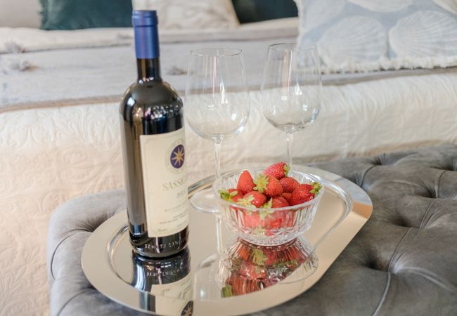 别墅 在 Viareggio - The Luxury Beach Villa with shared Swimming Pool, between Viareggio and Torre del Lago Puccini 别墅 在 Viareggio - The Luxury Beach Villa with shared Swimming Pool, between Viareggio and Torre del Lago Puccini