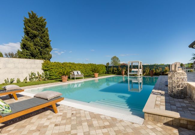 别墅 在 Viareggio - The Luxury Beach Villa with shared Swimming Pool, between Viareggio and Torre del Lago Puccini 别墅 在 Viareggio - The Luxury Beach Villa with shared Swimming Pool, between Viareggio and Torre del Lago Puccini