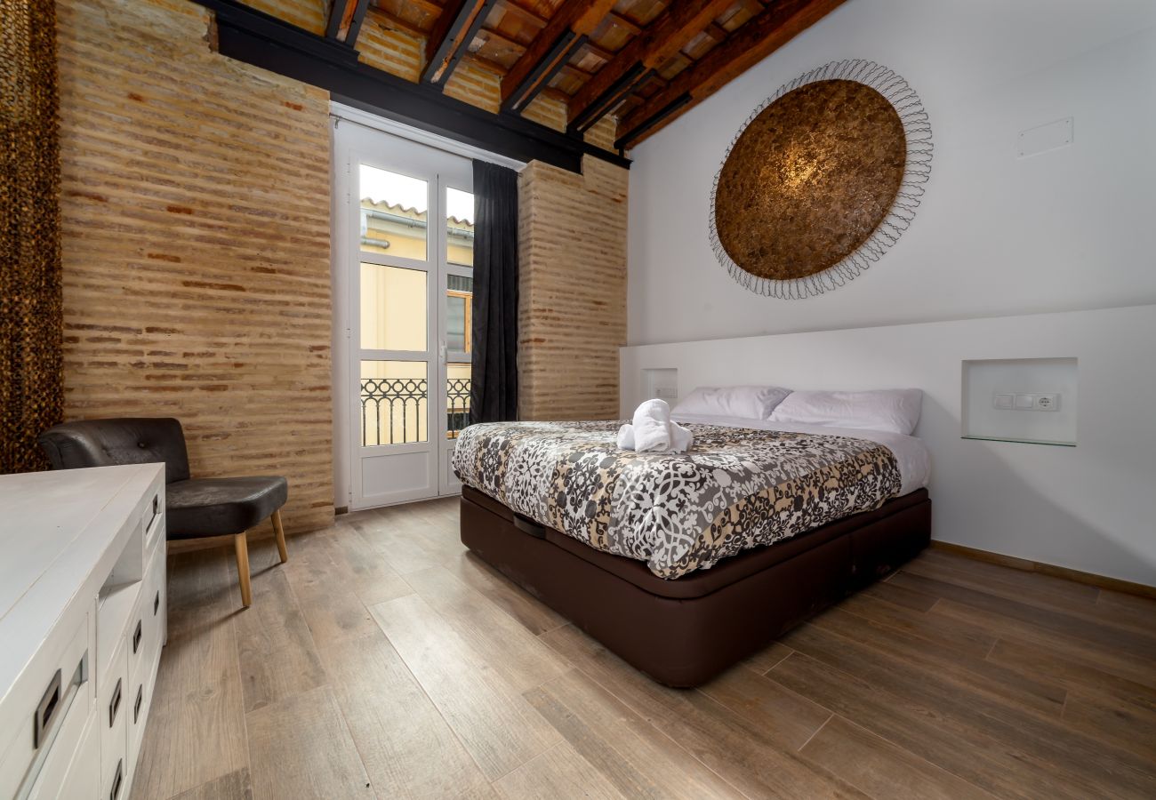 公寓 在 Valencia / València - CENTER-Luxurious 1BR, 1BA-Terrace, WI-FI, A/C 