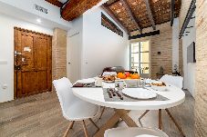 公寓 在 Valencia / València -  CATHEDRAL LUXURY TERRACE FLAT 2BR,2BA, A\C,Wifi