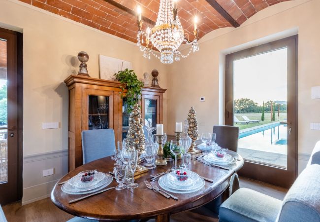 别墅 在 Orentano - IL CONTE Luxury Tuscany 3 bedrooms Farmhouse Villa with Private Pool and SPA in Orentano 别墅 在 Orentano - IL CONTE Luxury Tuscany 3 bedrooms Farmhouse Villa with Private Pool and SPA in Orentano