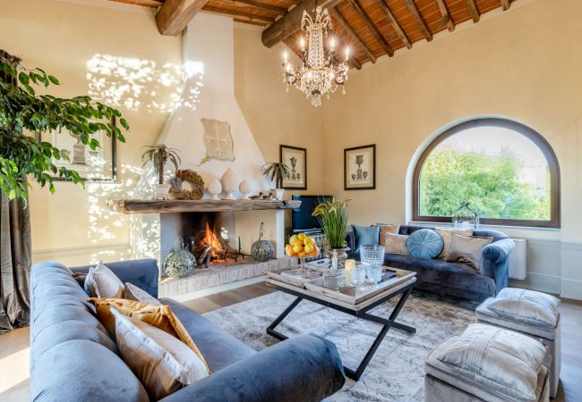 别墅 在 Orentano - IL CONTE Luxury Tuscany 3 bedrooms Farmhouse Villa with Private Pool and SPA in Orentano 别墅 在 Orentano - IL CONTE Luxury Tuscany 3 bedrooms Farmhouse Villa with Private Pool and SPA in Orentano