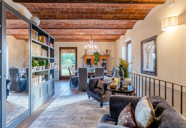 别墅 在 Orentano - IL CONTE Luxury Tuscany 3 bedrooms Farmhouse Villa with Private Pool and SPA in Orentano 别墅 在 Orentano - IL CONTE Luxury Tuscany 3 bedrooms Farmhouse Villa with Private Pool and SPA in Orentano