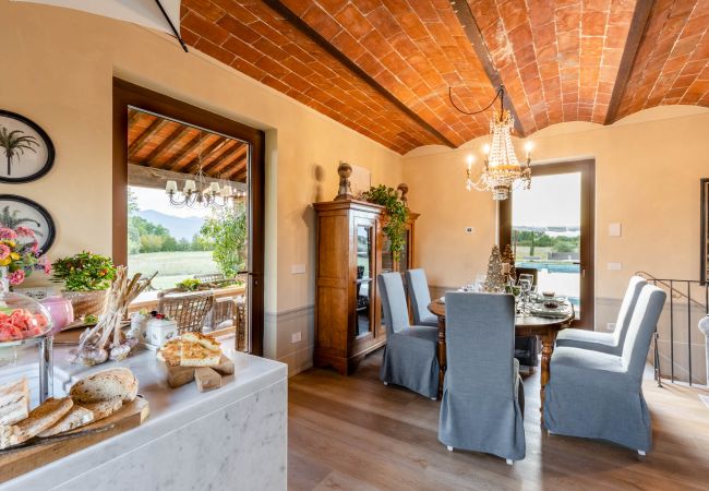 别墅 在 Orentano - IL CONTE Luxury Tuscany 3 bedrooms Farmhouse Villa with Private Pool and SPA in Orentano 别墅 在 Orentano - IL CONTE Luxury Tuscany 3 bedrooms Farmhouse Villa with Private Pool and SPA in Orentano