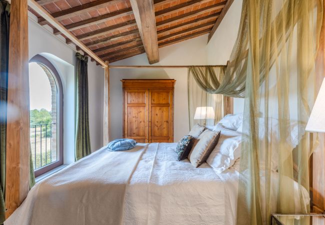 别墅 在 Orentano - IL CONTE Luxury Tuscany 3 bedrooms Farmhouse Villa with Private Pool and SPA in Orentano 别墅 在 Orentano - IL CONTE Luxury Tuscany 3 bedrooms Farmhouse Villa with Private Pool and SPA in Orentano
