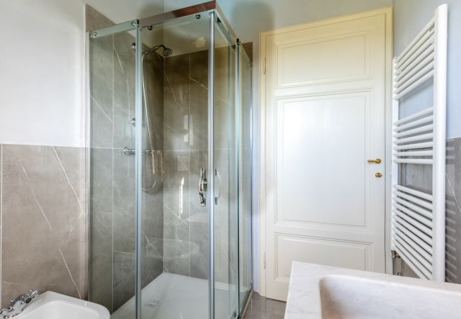 别墅 在 Orentano - IL CONTE Luxury Tuscany 3 bedrooms Farmhouse Villa with Private Pool and SPA in Orentano 别墅 在 Orentano - IL CONTE Luxury Tuscany 3 bedrooms Farmhouse Villa with Private Pool and SPA in Orentano