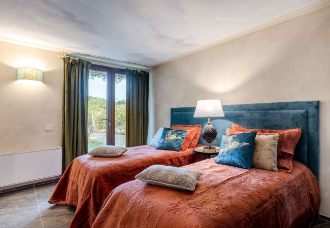 别墅 在 Orentano - IL CONTE Luxury Tuscany 3 bedrooms Farmhouse Villa with Private Pool and SPA in Orentano 别墅 在 Orentano - IL CONTE Luxury Tuscany 3 bedrooms Farmhouse Villa with Private Pool and SPA in Orentano