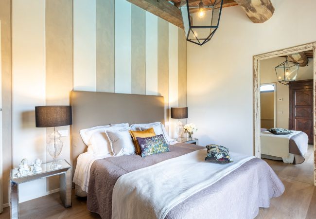 别墅 在 Orentano - IL CONTE Luxury Tuscany 3 bedrooms Farmhouse Villa with Private Pool and SPA in Orentano 别墅 在 Orentano - IL CONTE Luxury Tuscany 3 bedrooms Farmhouse Villa with Private Pool and SPA in Orentano