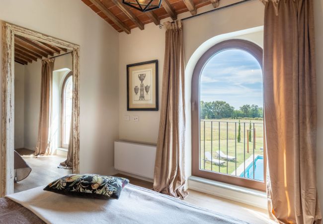 别墅 在 Orentano - IL CONTE Luxury Tuscany 3 bedrooms Farmhouse Villa with Private Pool and SPA in Orentano 别墅 在 Orentano - IL CONTE Luxury Tuscany 3 bedrooms Farmhouse Villa with Private Pool and SPA in Orentano