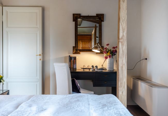 别墅 在 Orentano - IL CONTE Luxury Tuscany 3 bedrooms Farmhouse Villa with Private Pool and SPA in Orentano 别墅 在 Orentano - IL CONTE Luxury Tuscany 3 bedrooms Farmhouse Villa with Private Pool and SPA in Orentano